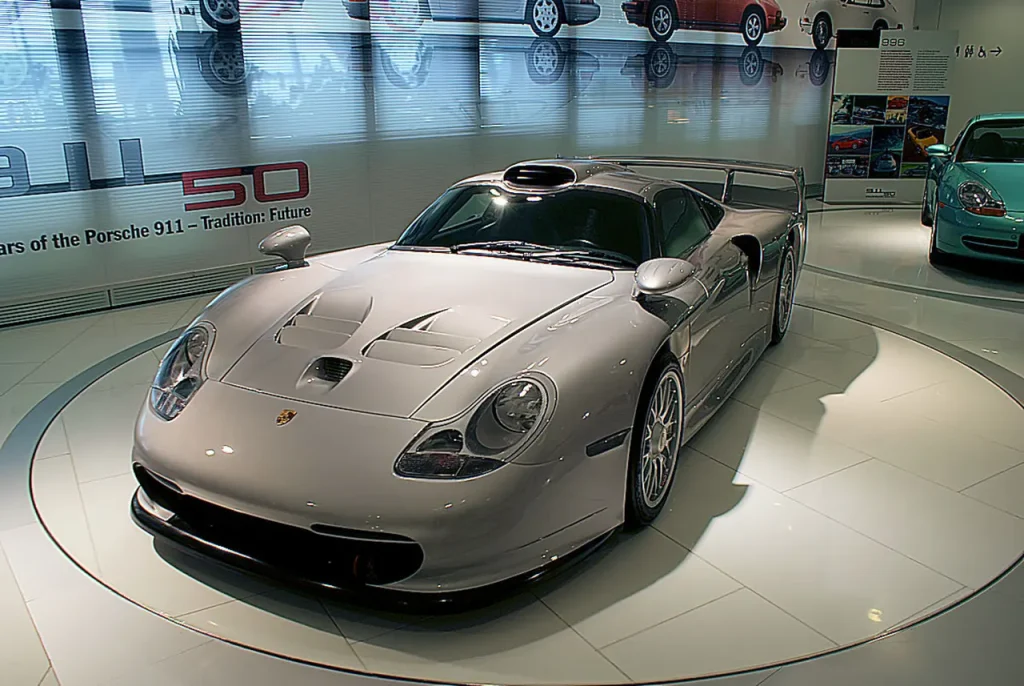 Porsche 911 GT1 Straßenversion